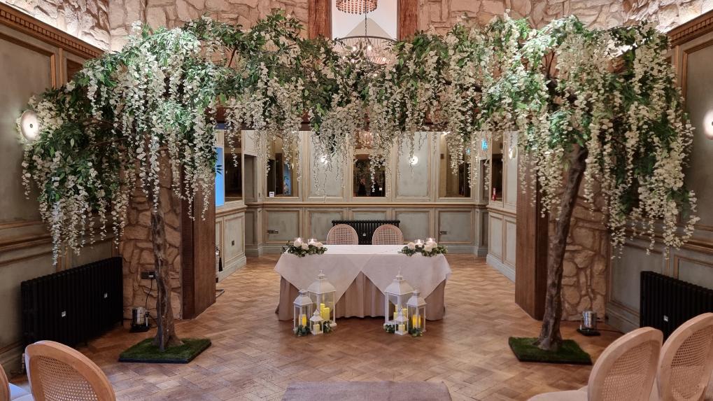 Venue Dresser The Manor Greasby Wirral