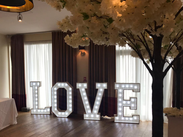 aBode Chester LED Light Up LOVE Letters